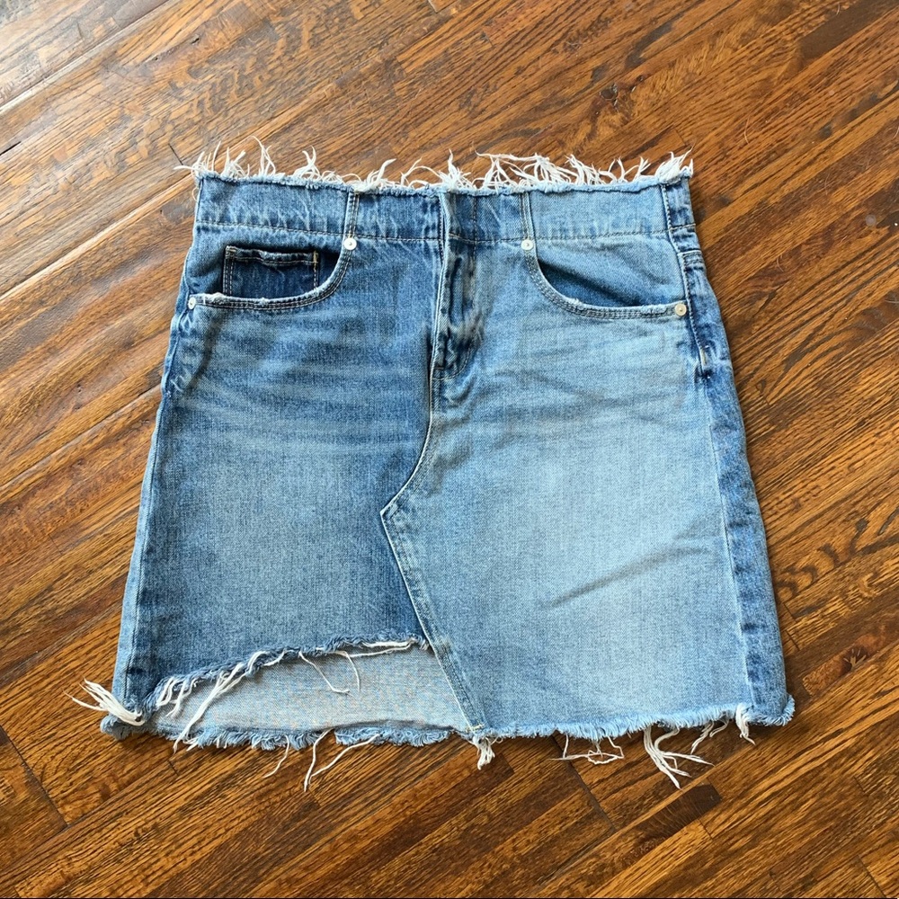 NWOT Chelsea & Violent denim skirt
